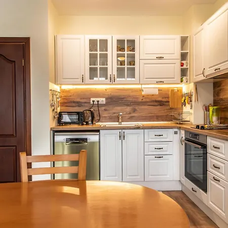 Bansko Ski Apartment *